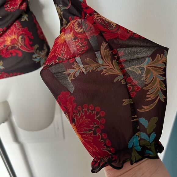 Express Y2K Floral Mesh Long sleeve top - Picture 7 of 10